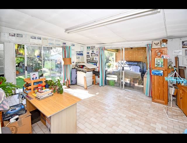 5 BEDROOM HOUSE FOR SALE IN BELLAIRS PARK